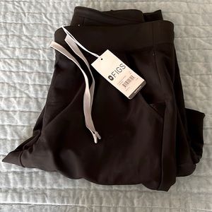 NWT Figs Zamora Jogger Small